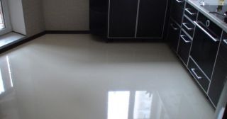 Наливной пол на кухне Томск, цена от 868 руб.